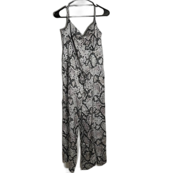 NWT Chaser Women Sz S Grey Snake Print Wide Leg Jumpsuit Spaghetti Strap V Neck - Picture 1 of 10